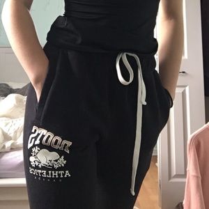 roots sweatpants